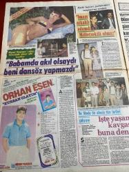 ŞEY HAFTALIK MAGAZİN GAZETESİ DOĞUM GÜNÜ HEDİYESİ  ( Turkish Newspaper ) - 10 EKİM 1987 -TAM TAKIM 12 SAYFADIR -Nükhet Duru-Onno Tunç-Hülya Avşar-Ayla Algan-Melahat-Ahu Tuğba-Ajda Pekkan-Barış Manço-Perihan Abla-Seracettin Erman-Niyazi Daymaz-Kadir İnanır-Orhan Esen-Zeki Müren-Levent Kırca-Samime Sanay-Nurdan Torun-Mehmet Akarca-Perihan Savaş-Yılmaz Zafer-Kastelli-Ceylan-Fahrettin Karaardıç-Erol Evgin-Nesrin Topkapı-Tonya Köle-Ünal Hakan-Fikret Ural-Nazlı Sonmez-Bülent Kınay-Mahmut Güler-Nükhet Duru’nun masal düğünü-Hadi Sezen biz de evlenelim-Hülya Avşar’ın hamam alemi-Günah bin kere günah-Ajda Barış’ı nasıl yedi-Kral kralı acılı gününde yalnız bırakmadı-Hülyaların göğüs showu-Seracettin Erman aşığım-Babamda akıl olsaydı beni dansöz yapmazdı-İmam nikahlı adamdan milletvekili olmaz-Bu filmde bir ailenin tüm fertleri çalışıyor-Dünyayı karıştıran Amerika şimdi de Türkiye’yi karıştırdı-Yerli diziler de problem oldu-Paranın bozamadığı dostluk-Milli damada yazık ettiler-Levent Kırca Alman T