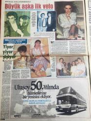 ŞEY HAFTALIK MAGAZİN GAZETESİ DOĞUM GÜNÜ HEDİYESİ  ( Turkish Newspaper ) - 27 HAZİRAN 1987 -TAM TAKIM 12 SAYFADIR -Sisi-Pembe Mutlu-Özlem Onursal-Erdinç Öz-Nilüfer-Emrah-Banu Alkan-Adnan Çağlar-Ümit Sancaklı-Doğan Duman-Orkan Barış-Saboş-Müjde Ar-Atilla Özdemiroğlu-Hülya Avşar-Colin Monier-Nisan Akman-Erdal Özyağcılar-Sadri Alışık-Kerem Alışık-Diler Saraç-Flora-Diler Saraç-Flora Hüseyin Gülay-Hüner Coşkuner-Erol Tezcan-Oya Aydoğan-Nihal Arda-Nejat Alp-Saadet Şen-Hülya-Tufan Şahin-Ahmet Tetik-Ahmet Bayram-Kamil Gök-Büyük rezalet-Bundan güzel reklam mı olur-Polisleri nasıl atlattıklarını konuşuyorlardı-Azraili gördüm-Namuslu fahişe-Kızımı Emrah’ın abisi mahvetti-Ne Afroditmiş be-Havuz gülü Kibos-Yaş günü mü yaş günü mü-Hayata döndüren öpücükler-Adnan Çağlar oh olsun Cim Bom Bom-Aşıkım divane-Takiver zilleri hanım-Sevdiğim-Beni bırakma-Büyük aşka ilk veto-Yiyor yiyor şişiyor