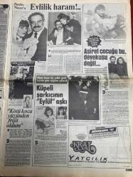 ŞEY HAFTALIK MAGAZİN GAZETESİ DOĞUM GÜNÜ HEDİYESİ  ( Turkish Newspaper ) - 7 MART 1987 -TAM TAKIM 12 SAYFADIR -Müjde Ar-Mesut Yılmaz-Alife Jale-Ahu Tuğba-Banu Alkan-Müşerref Akay-Nazlı Sevim-Sevgi Öztürk-Tarık Akan-Şehnaz Dilan-Yunus Bülbül-Kemal Sunal-Şener Şen-Ahmet Özhan-Aydan Şener-Sibel Can-Aysel Mutlu-Ünal Narcin-Ferahnaz-Arzu Arıkan-Semra Özal-Süleyman Demirel-Nazmiye Demirel-Yıldırım Akbulut-Tekin Akmansoy-Cihat Güner-Ceylan-Leyla Önder-Bülent Kayabaş-Atilla Yelken-Alev Sayın-Meral Zeren-Nadia Shouli-Necla Nazır-Ferdi Tayfur-Derya Arbaş-Müjdat Gezen-Perihan Savaş-İlhan İrem-Eylül Mihri Peker-Derya Arbaş-Derya Arbaş-Melih Peker-Emrah-Müjde Ar’dan Mesut Yılmaz’a 56 milyonluk öfke-Aykırı kadın-Alife Jale’yi devlete satarım-Çıplaklar hamama-Banu Alkan’ı çıldırtan gelin-35 dolarla gitti milyoner döndü-Bu kızı deliler gibi seviyorum-Tarık Akan’ın gözyaşartan jesti-Ben hayat kadını değilim-Almanya’da en büyük benim-Canan hanımın kulakları çınlasın-Sibel Can’a nazar değdi-Bir nevi kuma