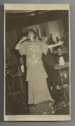 TÜRK SANAT MÜZİĞİ / MÜZEYYEN SENAR SAHNEDE ORİJİNAL FOTOĞRAF...