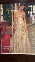 SABAH MİMOZA DERGİSİ - SAYI : 82 - 12/18 MAYIS 1999 - AYŞEGÜL ALDİNÇ - KADINLAR MUTFAKTAN KAÇIYOR - MEZUNİYET GİYSİLERİ - PINAR AYLIN - NAZAN ÖNCEL - ALANIS MORISSETTE - SARAH BRIGHTMAN - OSMAN OYMAK - ONUR BAŞTÜRK - GÜL AZER ERYÜKSEL  AYŞEGÜL ALDİNÇ RÖPORTAJI - KADINLARIN MUTFAKTAN KAÇIŞI - KRAL TV MÜZİK ÖDÜLLERİ - AKUPUNKTURLA KİLO VERME - KADIN VEKİLLERİN İLK İCRAATLARI - MEZUNİYET KIYAFETLERİ - ESTETİK AMELİYATTA ETİK TARTIŞMASI - NAZAN ÖNCEL VE ALANIS MORISSETTE KARŞILAŞTIRMASI - SARAH BRIGHTMAN’IN “EDEN” ALBÜMÜ - “HILARY VE JACKIE” FİLMİ - MODA VE MÜCEVHER ALIŞVERİŞİ - KAYA ÇİLİNGİROĞLU’NUN BEBEKLİK FOTOĞRAFI - AYŞE KULİN - FİKO- ZEKİ GÜLER - SİNAN KESGİN - CANSU DERE - ÇAĞLA KUBAT - MEHMET - BEYHAN - SEVİLAY  AYŞE KULİN RÖPORTAJI - “SEVDALINKA”NIN YAZILMA SÜRECİ - BOSNA VE KOSOVA ÜZERİNE TARİHSEL YANSIMALAR - ROMANIN MİSYONU VE TARİHLE İLİŞKİSİ - OSMANLI’YA DÖNÜŞLER VE RESMİ TARİH ELEŞTİRİSİ - EĞİTİM SİSTEMİ VE OKUMA KÜLTÜRÜ ÜZERİNE ELEŞTİRİLER - GENÇLERİN OKUMA ALIŞK - 32 SAYFA