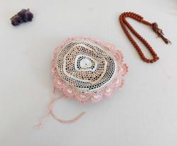 Eskilerden El Örgüsü tesbih çantası - Dantel el işi çanta