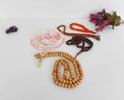 Eskilerden El Örgüsü tesbih çantası - Dantel el işi çanta