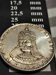 LOT.8 » 1071 Malazgirt Zaferinin 900.Yılı Anısına Sultan Alparslan Gümüş Hatıra Para 19 Gr