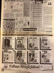 ŞEY HAFTALIK MAGAZİN GAZETESİ DOĞUM GÜNÜ HEDİYESİ  ( Turkish Newspaper ) - 3 OCAK 1987 -TAM TAKIM 12 SAYFADIR -Yüksel Uzel-Serpil Çakmaklı-Hülya Koçyiğit-Gülşah-Gülşen Bibin-Sibel Turnagöl-Şehnaz Dilan-Ayşe Mine-Sermin Can-Nisa Serezli-Tolga Akarer-Tarkan Tüzmen-Belkıs Akkale-Gülsen Duru-Reyke Eraksoy-Zeynep Turgut-Efruz-Merve Dindar-Nilüfer Eray-Yorgo Vapuris-Ferdi Tayfur-Ahmet Selçuk İlkan-Bayram Şenpınar-Hüseyin Altın-Tarık Tarcan-Ahu Tuğba-Hülya Avşar-Coşkun Sabah-Leman Ayhan-Berhan Şimşek-Ayten Gökçer-Catherine Deneuve-Kadir İnanır-Sümeyra Demirtaş-Leman Kondakçı-Arzu Tük-Ahu Tuğba-Deniz Ablaoğlu-Ayşegül Aldinç-Mahmut Hekimoğlu-Nilüfer Salman-Niyazi Demirtaş-Yüksel Uzel’e dikiz-Bu kadın ısırılmaz mı-Aşk belası-Ana kızın şıklık yarışı-Sibel Sibel’i işlemedi-TRT çıplakların ilacı oldu-Sermin Can üçbuçuk yılın acısını çıkarıyor-Kocanızı tazeleyin-Assolistler türkücü oldu-Reklam güzeli evleniyor-Teodorakis’le yeniden doğdu-Anadolu tekneleri oldu-Yılbaşı müzik şöleni-Şıpsevdi Tarık-Sif