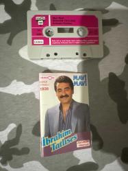 İbrahim Tatlıses Mavi Mavi Türküola 1938