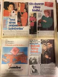ŞEY HAFTALIK MAGAZİN GAZETESİ DOĞUM GÜNÜ HEDİYESİ  ( Turkish Newspaper ) - 26 ARALIK 1987 -TAM TAKIM 12 SAYFADIR -Gonca Vuslateri-Türkan Şoray-Aydın Şener-Yasemin Kutsi-Sevtap Parman-Tolga Savacı-Metin Şentürk-Ahu Tuğba-Salih Güney-Serpil Çakmaklı-Perihan Sözen-Sabah Duru-Mine Zeren-Merih Fırat-Nigar Uluer-Manolya-İsmail Kılıç-Küçük Ceylan-İbrahim Tatlıses-Hülya Mahmut Tuncer-Murtaza Elgin-Tekin Aksmanoğlu-Haşim Hekimoğlu-Nuriye Kantar-Tijen Kantar-Yüksel Uzel-Müşerref Akay-Tulûg Çiğgen-Gökhan Güney-Burhan Uğur Bayar-Mine Koldaş-Hakkı Bulut-Hüner Coşkuner-Murteza Elgin-Mine Koşan-Yavuz Aslan-Bomba Gibi-Yeşilçam’daki krize son umut-Böyle Gonca’ya kim tahir olmaz ki-Dönme kadınlar oraya çıkardı-87’de en seksi kadın kim-Sanat uğruna çocuğumu kaybediyordum-Göz doyuran yılbaşı hindisi-Bakımlı fahişe üçledi-Ağlatan gala-Sulu bir doğum günü-Açılışların adamı-Ahu yine yapıştı-Vah Serpil vah-İzmir’in bulutları uğur getirdi-Perihan Sözen’in kurnazlığı-Çocuğunuzun ikinci evi Atom Karınca açıldı-S