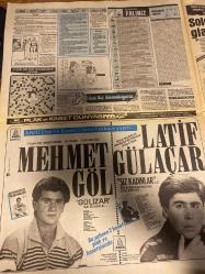 ŞEY HAFTALIK MAGAZİN GAZETESİ DOĞUM GÜNÜ HEDİYESİ  ( Turkish Newspaper ) - 17 EKİM 1987 -TAM TAKIM 12 SAYFADIR -Nigar Uluer-Hüseyin Akın Karos-Kenan Kalav-Selen Büke-Kenan Evren-Fatma Girik-Yasemin Evcim-Nazan Şoray-Turan Çevik-İbrahim Tatlıses-Derya Tuna-Zeki Müren-Sevim Tuna-Ayben Erman-Ferhunde Karaca-Orhan Mandıra-Kamil Sönmez-Nevin Akbaş-Mehmet Göl-Latif Gülaçar-Türkan Şoray-Şener Şen-Ayşegül Adlıgüzel-Kadir İnanır-Tarık Akan-Cihan Ünal-Melih Özdemiroğlu-Orhan Esen-Mine Mutlu-Kadir İnanır-Dilan-Emel Sayın-Sibel Egemen-Feri Cansel-Nalan Çöl-Çakır Gözlüm-Erol Atar-İlyas Tetik-Korkut Can-Sami Çetinkaya-Çıplak Yıldız Rezaleti-Dizi Uğruna Dişliğini Öldürdü-Büyük Nankörlüğü-Koskoca Valiyi Figüran Yaptılar-Büyük Ayıp-Kenan Evren’in Evinde Kenan Kalav Film Çevirdi-Fato Taş Gibi-Çapkın Erkeklerin Çoğu Nonoş-Bu Jeyn’e Tarzan Yasak-Perihan Abla Şakir’i Sahneye Çıkarıyor-Güldüren Doğum Günü-Tavernalar Kralına Prenses Bulunamıyor-Doğum Gününde Hastanelik Oldu-Arabesk ve Halk Müziğinde Süper Bi