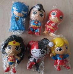 ÜCRETSİZ KARGO. Çizgi film animasyon süper kahramanlar karakter figür oyuncak set Batman Harley Quinn wonder woman flash süperman supergirl vb. Koleksiyon dekor tasarım hediye vintage retro nostalji hobi minyatür diorama reklam promosyon