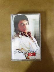 EMRE ALTUĞ - SICAK - KASET