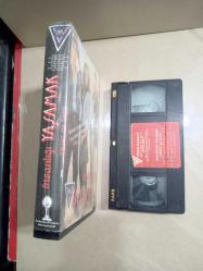 İNSANLIĞI YAŞAMAK