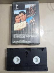 İNSANLIĞI YAŞAMAK - TWIST OF FATE