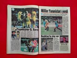 Fotospor - 1989 - Bir Yıl Böyle Geçti - Galatasaray, Fenerbahçe, Beşiktaş, Trabzonspor, Milli Takım, Dünya Kupası, Anadolu Kulüpleri Haberleri