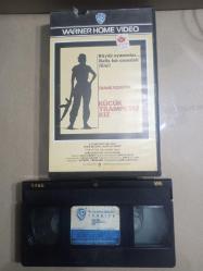 KÜÇÜK TRAMPETÇİ KIZ