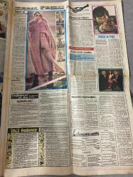 TERCÜMAN GAZETESİ İNCİ İLAVESİ DOĞUM GÜNÜ HEDİYESİ - 14 ŞUBAT 1984 - 4 SAYFADIR -Fahrettin Aslan-Harika Avcı-Seda Sayan-Bülent Ersoy-Muzaffer Aslan-Ajda Pekkan-Samine Sanay-Emel Sayın-Orhan Gencebay-Salih Güney-Sibel Savcı-Arif Tunç-İpek Pınar-İrfan Tozum-Safa Önal-Dr.Kamiran Şenel-Oytam Erkal-Deniz Akbulut-Nuri Alço-Hülya Sözer-Azize Gençebay-Atilla Atasoy-Nuri Alço-Lisa Terkan-Esma Wang-Vehbi Dinçcan-Yener Baras Alaturkayı yaşatacağım-Bugünün yarının neonları için harfler sıralanıyor-Bir müzik müzesi-Sevmek mi yaşamak mı-Kara Kedi-Leylak rengi sımsıcak aile boyu bir şal-Geceyarısına 10 Kala-Tokatçı-Gurguriyede cümbüş-Çin mutfağına Türk tadı katıyoruz-Yemek yerken elinizi kalbinizin üstüne koyun-Yeşilçam’ın gedikli damadı Deniz Akbulut’u seçti-Eczacı Atilla Atasoy derdine ilaç arıyor Kadın ve Ev-Sağlığımız ve Biz-Fatoş’la başbaşa-İçimizdeki satırlar-İnci Falınız-Magazin Servisi-Mini hikaye