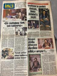 TERCÜMAN GAZETESİ İNCİ İLAVESİ DOĞUM GÜNÜ HEDİYESİ - 14 ŞUBAT 1984 - 4 SAYFADIR -Fahrettin Aslan-Harika Avcı-Seda Sayan-Bülent Ersoy-Muzaffer Aslan-Ajda Pekkan-Samine Sanay-Emel Sayın-Orhan Gencebay-Salih Güney-Sibel Savcı-Arif Tunç-İpek Pınar-İrfan Tozum-Safa Önal-Dr.Kamiran Şenel-Oytam Erkal-Deniz Akbulut-Nuri Alço-Hülya Sözer-Azize Gençebay-Atilla Atasoy-Nuri Alço-Lisa Terkan-Esma Wang-Vehbi Dinçcan-Yener Baras Alaturkayı yaşatacağım-Bugünün yarının neonları için harfler sıralanıyor-Bir müzik müzesi-Sevmek mi yaşamak mı-Kara Kedi-Leylak rengi sımsıcak aile boyu bir şal-Geceyarısına 10 Kala-Tokatçı-Gurguriyede cümbüş-Çin mutfağına Türk tadı katıyoruz-Yemek yerken elinizi kalbinizin üstüne koyun-Yeşilçam’ın gedikli damadı Deniz Akbulut’u seçti-Eczacı Atilla Atasoy derdine ilaç arıyor Kadın ve Ev-Sağlığımız ve Biz-Fatoş’la başbaşa-İçimizdeki satırlar-İnci Falınız-Magazin Servisi-Mini hikaye