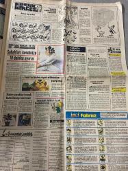 TERCÜMAN GAZETESİ İNCİ İLAVESİ DOĞUM GÜNÜ HEDİYESİ - 4 ARALIK 1983 - 4 SAYFADIR -Corinne Hermes-Turgut Çalışlayan-Kadir Demirtaş-Dağlı Güner-Yeşil Giresunlu-Turgut Gülen-Ragıp Kösoğlu-Nazan Saatçi-Necdet Çetin-Cemal Güngör-Ahmet Kostarika-Haldı Durak-Cem Dila-Safa Önal-İrfan Tozum-Mary Ann Taylor-Belma Aksun-Dr.Kamiran Şenel-Özden Akbal-Özlem Akbal-Yaşar Gümüş-Yakup Kamer-Sakir Öner Günhan-Murat Ataç-Mustafa Erol-Yener Baras Plak ve kaset kalpazanları-Eurovision birincisi Corinne Hermes Türkiye’ye geliyor-Komputerler kobayları ölümden kurtarıyor-Kanuna karşı gelen insanlar azaldı-Sen bir meleksin-Bir gazeteci kızın aşkı-Sabahları kendinize 10 dakika ayırın-Tekir’in tüyleri siyah elbisenize yapıştıysa-Salon çiçekleri sıcak kuru havayı sevmez-Duvardaki delikleri alçıyla kapatabilirsiniz-Tarzan Hollywood’a döndü-Türk Halk Müziği’nin kitabı yazılıyor-Çanakkale canavarı-Gaddar gelin kaynanasını ve kaynatasını çöpe attı-Lap Lap piyasaya çıktı-İyi ki doğdun köprü Kadın ve Ev-Sağlığımız ve Biz