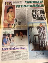 ŞEY HAFTALIK MAGAZİN GAZETESİ DOĞUM GÜNÜ HEDİYESİ  ( Turkish Newspaper ) - 16 OCAK 1988 -TAM TAKIM 12 SAYFADIR -Bahar Öztan-Bako-Ayşe-Haluk Bilginer-Neslihan Acar-Yaşar Alptekin-Selin Dilmen-Salih Güney-Zuhal Olcay-Suzan Avcı-Aydan Şener-Perihan Savaş-Bülent Ersoy-Gönül Tansel-Ahmet Sezgin-Bedia Akartürk-Nükhet Duru-Ferdi Özbeğen-Emrah-İpek Pınar-İsmail Hazar-Gönül Akkor-Orhan Eşen-Hüseyin Altın-Gülay Sezer-Durmuş Çiğdem-Hüner Coşkuner-Kamuran Akkor-Murat Çelik-Aslıhan-Hayri Şahin-Buhan Çaçan-Belkıs Akkale-Hüseyin Şubatlı-Tahsin İncir-Halit Yıldız-Sezen Altıntaş-Dürdane Yıldız-Dilberay-Ümit Tokcan-Filiz Erdem-Küçük Ahmet-Seyhan Tutan-Seyfettin Tomakin-Necla Akben-Halit Kınoğlu-Gülnur Yüce-Nizamettin Arıç-Rıza Günodoğu-İlhan Erten-Naim Aktaş-Metin Kaya-Çilekler-Erşan Tekin-Fikret Aslan-Tamer Kapadar-Abdullahu Okur-Mehmet Uslu-Güzel Hüseyin-Yasemin Başar-Yalçın Özden-Selami Şahin-Müslüm Gürses-Tüdanya-Hakkı Bulut-Yeliz-Ferdi Tayfur-Şener Şen-Prenses Banu-Aytaç Arman-Ender Kurt-Jose Dalma