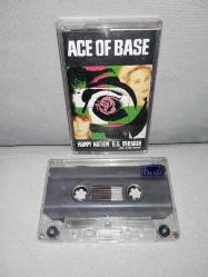 Kaset Ace of Base happy nation U.S. version. orijinal sorunsuz çalışıyor koleksiyonluk