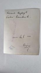 DEMOKRATİK PARTİ ESKİ GENEL BAŞKANI AHMET FERRUH BOZBEYLİ'NİN ORİJİNAL AJANS-BASIN FOTOĞRAFI - 12 x 10 cm EBADINDA - FERRUH BOZBEYLİ ve CUMHURBAŞKANI FAHRİ KORUTÜRK TOKALAŞIRLARKEN ÇEKİLMİŞ BİR KARE, NİSAN 1973