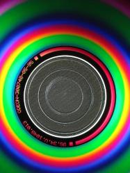 CD Özcan Deniz Beyaz kelebeğim albümü. Orijinal kırmızı bandrollü dönem baskı albüm. ön kartoneti yok. disk 10 üzerinden 9,5 sorunsuz çalışıyor.