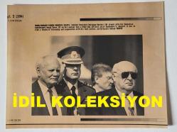 TÜRKİYE CUMHURİYETİ 9. CUMHURBAŞKANI SÜLEYMAN DEMİREL'İN AJANS-BASIN FOTOĞRAFI (KAĞIT BASKI) - 21 x 17 cm EBADINDA - SÜLEYMAN DEMİREL ve MACARİSTAN CUMHURBAŞKANI ARPAD GÖNCZ AYNI KAREDELER. 1994