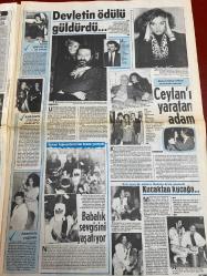ŞEY HAFTALIK MAGAZİN GAZETESİ DOĞUM GÜNÜ HEDİYESİ  ( Turkish Newspaper ) - 30 ARALIK 1989 -TAM TAKIM 10 SAYFADIR -Seren Serengil-Hülya Avşar-Kenan Evren-Bedrettin Dalan-Nurdan Erçin-Derya Baykal-Seda Sayan-Neslihan Acar-Serpil Çakmaklı-Cem Karaca-Sibel Egemen-Muzaffer İlkar-Reha Yalnızcık-Nejat Uygur-Sevda Demirel-Müjde Ar-Uğur Yücel-Kadir İnanır-Zuhal Olcay-Sezen Aksu-Ferhan Şensoy-Yavuz Özkan-Neslihan Acar-Ajda Pekkan-Catherine Deneuve-Müjde Ar-Hülya Avşar-Yasemin Evcim-Havva Kopan-Levent Kırca-Nükhet Duru-Necdet Tosun-Nejat Uygur-Gülderen Erden-Müjde Ar-Kibariye-Kuyruk Dede-Ceylan-Abdurrahman Palay-Mehtap Ar-Kadir İnanır-Nurdan Erçin-Derya Arbaş-Osman Yağmurdereli-Bülent Ersoy-Ayşen Gruda-Meral Konrat-Mine Koşan-Bebek yüzlü şeytan-Dalan’la önce ben yıkandım-Ne sihirdir ne keramet-Ekran arkasında rezalet-Hem ağlatacak hem oynatacak-Solu bırak paraya bak-Yeni yılın ilk sürprizi-Cumhurbaşkanımızın elini öpmek istiyorum-Pera ressamları 1873-1908-Tehlikeli ortaklık-Sert erkeği yumuşattıl