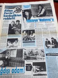 ŞEY HAFTALIK MAGAZİN GAZETESİ DOĞUM GÜNÜ HEDİYESİ  ( Turkish Newspaper ) - 8 EKİM 1988 -TAM TAKIM 12 SAYFADIR -Banu Alkan-Halit Narin-Nazan Şoray-Sevtap Parman-Emel Sayın-Cihaner Dericilik-Gönül Yazar-Ferdi Özbeğen-Zafir Seba-Devran Çağlar-Barış Manço-Orhan Gencebay-Timur Selçuk-Tayfun Türkili-Yüksel Uzel-Nebahat Çehre-Hakan Aslan-Meral Oğuz-Bahar Öztan-Hülya Avşar-Müjde Ar-Zeki Müren-Hüseyin Turkoğlu-Yaşar Kemal-Zülfü Livaneli-Şirin Devrim-Çiğdem Selışık-Ayşe Egemen-Yaşar Güçlü-Coşkun Sabah-Çiğdem Talu-Fulden Uras-Ferdi Tayfur-Ahmet Selçuk İlkan-Nigar Uluerler-Zerrin Özer-Tülay Özer-Nuray Hafiftaş-Menekşe Gözlü-Atilla Atasoy-Kadir İnanır-Hülya Avşar-Nilüfer Öz-Gıcık-Üçlü rezalet-Gösteremlik anne-Son koca adayı-Gel mayonla kravatını al-Emel Sayın’ın cücelik korkusu-Deri modasında Cihaner damgası-Yaktın bizi AET-Banu’ya teselli kaseti-Arşimet Kanunu’na meydan okuyan sihirbaz-İşi falla kalmış-Başkent’te dişi geceler-Şeker oğlan-Karşıma Batı müziği değil benim müziğimi bileni çıkarsınlar-