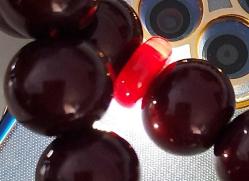 OSMANLI DÖNEMİ OBJEDEN YAPILMA HARİKA KOYU KIRMIZI MUHTEŞEM HAVŞALI SIKMA KEHRİBAR TESPİH ANTİK GÜMÜŞ PÜSKÜLLÜ 3DDD1R1 ÇOK NADİR