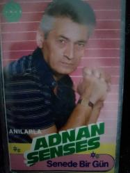 ADNAN ŞENSES SENEDE BİR GÜN KASET