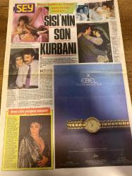 ŞEY HAFTALIK MAGAZİN GAZETESİ DOĞUM GÜNÜ HEDİYESİ  ( Turkish Newspaper ) - 18 KASIM 1989 -TAM TAKIM 10 SAYFADIR -Sibel Can-Meral Orhonsay-Sisi-Perihan-Yılmaz Zafer-Ajda Ali Bars-Emel-David Younnes-Melike Zobu-Nalim-Yasemin-Yeşim-İbrahim Tatlıses-Savaş Dinçel-Mehmet Akan-Hayati Hamzaoğlu-Habib Azarkan-Havva Kopan-Saadet Gürses-Gönül Yazar-Mustafa Yücedağ-Nil Ünal-Kamil Başaran-Cemal Süreya Sibel Can ailesini bile şaşırtıyor-Sahire Esengül-Zafer Şebap-Mine Mutlu-Nadya Smolik-Seyyal Begüm Özbek-Perihan Metin Serezli-Aydın Akbası-Sema Celebi-Akif Beki-Mazisini yakan kadın-Türk lokumluğundan mikrofon kontesliğine-Evliliği bile yozlaştırmadı-Sisi’nin son kurbanı-Hangi yüzle çocuğuna bakacak-Utandıran evliler-Çingenenin şerefine çın çın-Merak etmeyin gerektiğinde yetişirim-Fosforlu Cevriye’nin kerameti-Devlet Tiyatroları Anadolu’da-İğrenç ilişkiler-Cin olmadan şeytan çarpma-Cici kızın iki yüzü-Terör Babıali’de-Şehidimizi kalbimize gömdük-Gerçek suçlu kim-Bir cümleyle-Haftanın çizgisi Enflasyo