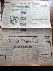 Ulus Gazetesi - Turkish Newspaper - 29 Mart 1957 - CHP'nin tebliğinden sonra yazan Hüseyin Cahit Yalçın Başmakale - Makarios dün serbest bırakıldı - Grivas da adayı terk edebilecek - 3 Milyon işçi zam istiyor - Ereğli kömür işletmesi Etibank'tan ayrılıyor - Oscar ödülü dağıtıldı - En iyi kadın artist Ingrid Bergman fotoğraf - kalkınmaya delil evliliğin artması - Bir işçi lokalinin açılış törenine izin verilmedi - Bahçelievler'de açılan Ediz çocuk yuvası öğrencileri Dün bir müsamere vermişlerdir fotoğraf - Çankaya'da 15 katlı otel yapılacak - Sovyet İsrail münasebetleri - Sovyet liderleri Tito'ya çatıyor - Devlet kuşu yazan Orhan Kemal Yazı Dizisi - Cezayir milliyetçileri bir köprüyü havaya uçurdu - Milli eğitim şurası ve inkılabımız yazan Yakup Kadri Karaosmanoğlu - başkentte 24 saat sinema kongreler hastaneler eczaneler - bir gerçek sanatçı Şarlo çeviren Mehmet Eser Yazı Dizisi - dünya basınından seçmeler - Ankara İstanbul Radyosu Programı - Beşiktaş kongresine 600 üye katılıyor