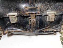 1930/1940'LARDAN ANTİKA DERİ EL ÇANTASI