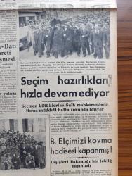 Yeni Ulus Gazetesi - Turkish Newspaper - 30 Mart 1954 - mali durumu ne hale soktular yazan Hüseyin Cahit Yalçın Başmakale - CHP adayları iyi karşılandı - yapılan tahminlere göre CHP'nin seçimi kazanma şansı kuvvetli görülüyor - kahve buhranı var fotoğraf - Mithat Cemal Kuntay Türk ocağı salonunda Mehmet Akif hakkında büyük ilgi toplayan bir konferans verdi fotoğraf - Yeni İstanbul gazetesinin doğru yazmadığı anlaşıldı - Radyo ile propaganda - merhum Arif Çubukçu'nun cenazesi Hacıbayram camii'nden kaldırıldı fotoğraf - seçim hazırlıkları hızla devam ediyor - Mısır'da büyükelçimizi kovma hadisesi kapanmış - Yeni ufuklara doğru yazan Nihat Erim - Doktor antipatisi yazan Rasim Adasal - Atatürk için telif eser yarışması - israilliler bir Ürdün köyüne hücum etti - portreler Mac Carthy de kimdir - hidrojen bombası meselesi - silahlı kuvvetler Kros birinciliği - Eskişehir'de yapılan yarışlarda ilk 4 dereceyi Abdullah Gökpınar Nazım İçli Yusuf Akkaya ve Ekrem Koçak aldılar - Ordu futbol takımı