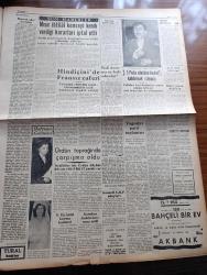 Yeni Ulus Gazetesi - Turkish Newspaper - 30 Mart 1954 - mali durumu ne hale soktular yazan Hüseyin Cahit Yalçın Başmakale - CHP adayları iyi karşılandı - yapılan tahminlere göre CHP'nin seçimi kazanma şansı kuvvetli görülüyor - kahve buhranı var fotoğraf - Mithat Cemal Kuntay Türk ocağı salonunda Mehmet Akif hakkında büyük ilgi toplayan bir konferans verdi fotoğraf - Yeni İstanbul gazetesinin doğru yazmadığı anlaşıldı - Radyo ile propaganda - merhum Arif Çubukçu'nun cenazesi Hacıbayram camii'nden kaldırıldı fotoğraf - seçim hazırlıkları hızla devam ediyor - Mısır'da büyükelçimizi kovma hadisesi kapanmış - Yeni ufuklara doğru yazan Nihat Erim - Doktor antipatisi yazan Rasim Adasal - Atatürk için telif eser yarışması - israilliler bir Ürdün köyüne hücum etti - portreler Mac Carthy de kimdir - hidrojen bombası meselesi - silahlı kuvvetler Kros birinciliği - Eskişehir'de yapılan yarışlarda ilk 4 dereceyi Abdullah Gökpınar Nazım İçli Yusuf Akkaya ve Ekrem Koçak aldılar - Ordu futbol takımı