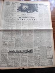 Yeni Ulus Gazetesi - Turkish Newspaper - 30 Mart 1954 - mali durumu ne hale soktular yazan Hüseyin Cahit Yalçın Başmakale - CHP adayları iyi karşılandı - yapılan tahminlere göre CHP'nin seçimi kazanma şansı kuvvetli görülüyor - kahve buhranı var fotoğraf - Mithat Cemal Kuntay Türk ocağı salonunda Mehmet Akif hakkında büyük ilgi toplayan bir konferans verdi fotoğraf - Yeni İstanbul gazetesinin doğru yazmadığı anlaşıldı - Radyo ile propaganda - merhum Arif Çubukçu'nun cenazesi Hacıbayram camii'nden kaldırıldı fotoğraf - seçim hazırlıkları hızla devam ediyor - Mısır'da büyükelçimizi kovma hadisesi kapanmış - Yeni ufuklara doğru yazan Nihat Erim - Doktor antipatisi yazan Rasim Adasal - Atatürk için telif eser yarışması - israilliler bir Ürdün köyüne hücum etti - portreler Mac Carthy de kimdir - hidrojen bombası meselesi - silahlı kuvvetler Kros birinciliği - Eskişehir'de yapılan yarışlarda ilk 4 dereceyi Abdullah Gökpınar Nazım İçli Yusuf Akkaya ve Ekrem Koçak aldılar - Ordu futbol takımı