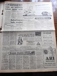 Yeni Ulus Gazetesi - Turkish Newspaper - 24 Mart 1954 - tuhaf bir hesap yazan Hüseyin Cahit Yalçın Başmakale - Balkan Paktı görüşmeleri - askeri işbirliğinin gelişmesi için yeni tedbirler alınacak  - Dün gelen Yunan ve Yugoslav askeri heyetleri fotoğraf - kütüklerde adlarını arayan vatandaşlar fotoğraf - Kemal Aygün propaganda gezisinde - Yeşilırmak taşıyor - Batı trakya'dan iltica eden ırkdaşlarımız - Devlet tiyatrosundan 100 bin lira manevi tazminat isteniyor - Bu devrin en kötü tarafı yazan Nihat Erim - Yargıtay üyesi ilk kadın yargıç Melahat Ruacan fotoğraf - Roma kanlar içinde filmi Ankara Park ve Sus sinemalarında - San Francisco ateşler altında filmi yeni sinemada - Eskimolar çeviren Rahşan Ecevit Yazı Dizisi - Ramak kaldı oyunu provasından çıkan dava - Ankara İstanbul Radyosu Programı - ordular arası şampiyonasına katılacak takımımız seçildi - bahar kupası boks maçları - Karagücü Güneş bugün karşılaşıyor - senenin en güzel komedisi avanak küçük tiyatroda - çocuk sayfası