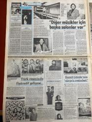 ŞEY HAFTALIK MAGAZİN GAZETESİ DOĞUM GÜNÜ HEDİYESİ  ( Turkish Newspaper ) - 8 NİSAN 1989 -TAM TAKIM 12 SAYFADIR -Serpil Çakmaklı-Burhan Çaçan-Harika Avcı-Aslıhan Öncü-Deniz Akbulut-Ceylan-Ahmet Avcı-Kamil Sönmez-Yüksel Uzel-Bilge Su Erenus-Arif Sağ-Filiz Ali-Müzehher Sönmez-Güler Zeydanlı-Hüseyin Ertunç-Tarık Akan-Nükhet Duru-Esra Sümer-Coşkun Sabah-Burçin Dene-Tülay Tanca-Tufan Ünal-Tunç Çal-Altun Ertuğ-Dayıklık kadın-Nişanı bozan Burhan Çaçan mı-Tatsız biten çıkar aşıkları-Ne gerdanlıkmış be-Aşk ağındaki çıplaklar-Ceylan baba kurbanı-Gönül Yazar-Meral Konrat-Meltem Hakarar-Neriman Köksal-Hülya Avşar-Defne Yalın-Dümer-İbrahim Tatlıses-Nurdan Torun-Cüneyt Arkın-Dansöz Melike-Prenses Banu-Malkoçoğlu-Evlat hasretine ceza kesildi-Sunuculuk fazla geldi-Kraliçe aklını seviyor-Babaya benzerlik anayı ağlattı-Kim kapattı-Görev bekliyor-Diğer müzikler için başka salonlar var-Türk resminde figüratif gelişme-Hamit Görele’nin sürpriz resimleri-Yunan sineması bizi beşe katlıyor-Fırsatçı güzel-O teps