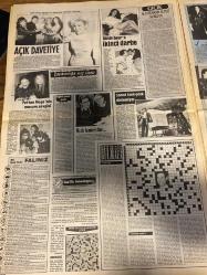 ŞEY HAFTALIK MAGAZİN GAZETESİ DOĞUM GÜNÜ HEDİYESİ  ( Turkish Newspaper ) - 2 MART 1990 -TAM TAKIM 10 SAYFADIR -Rıdvan Dilmen-Türkan Şoray-Tanju Çolak-Sevtap Parman-Mine Mutlu-Hadi Çaman-Nilgün Akçaoğlu-Hakan Kalkavan-Melike Zobu-Sevim Egesoy-Menderes Türel-Nigar Uluer-Hülya Süer-Ayşegül Aldinç-Mehmet Teoman-Binnaz Avcı-Nilüfer-Zuhal Olcay-Adnan Senses-Tolga Han-Burhan Özhon-Hülya Süer-Mustafa Sargılı-İpek Pınar-Gönül Öner-Ercan Turgut-Fettan Neşe-Adnan Senses-Dursun Ayan-Harika Avcı-Sibel Gökçe-Gülşen Oraloğlu-Cengay Gürün-Erol Büyükburç-Emel Aydın-Dünya Yıldız-Serap Mutlu Aladogan-Şeytanın büyük aşkı-Türkan Sultan’ı gördüm çarpıldım-Bu mutluluk nazardan korkuyor-Rıdvan’la şöhret arayan kadın-Anarşist güzel-Ve Mine Mutlu bıçak altında-Gizli evliliğe baba engeli-Kalp krizinin nedeni bu kadın-Reklamla ortaya çıkan aşk-Çözülemeyen sır-Bir hüsrana daha hazırlanın-Beatles’in hayali Türkiye’de-Sezen Aksu ne yaratmak istiyor-Sokollu Almanya’da-Çoban ressamdan Anadolu resimleri-Çaltolu’nun res