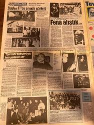 ŞEY HAFTALIK MAGAZİN GAZETESİ DOĞUM GÜNÜ HEDİYESİ  ( Turkish Newspaper ) - 2 KASIM 1990 -TAM TAKIM 10 SAYFADIR -Ahmet Kaya-Nazım Hikmet-Vera Yıldız-Yılmaz Güney-Nilüfer Öz-Leyla Soner-Neslihan Alkan-İpek Pınar-Nigar Uluer-Gönül Öner-Gönül Dener-Harika Avcı-Ercan Turgut-Adnan Senses-Kadir İnanır-Zuhal Olcay-Mualla Özbek-Canan Yaka-Ayfer Yalçın-Ahmet Kaya iltica edecek-Nazım Hikmet’in eşi Vera’nın gözdesi-Ali Noğaytürk-Adnan Şenses-Serma Türel-Saadet Gürsoy-Hülya Yalçın-Bayhan Süngü-Hüseyin Koç-Vehbi Koç-Haydar Altun-Güney Altun-Refet Duygu-Ezgi Şener-Süheyla Alkan-Ayşe Atakan-Mahmut Ayan-Gülay Altun-Ömer Koç-Hüsam Benço-Nazmi Koç-Semahat Arsel-Ferit Meriçten-Reyhan Karaca-Hüseyin Alkan-Mehmet Süha Şenol-Şule Koç-Saadet Gürsoy-Nihat Alper-Coşkun-Gülşen Sayın-Şeytanın büyük aşkı-Eski kocadan yeni baskın-Donsuzlar kol geziyor-Tavernacıların kucağındaki türbanlı-Sahnede film teklifi-Stüdyo FT’de anında görüntü-Fena alıştık-Gönül’den gönüllü mankenlik-Zuhal’in gizli yüzü-Kadir’in büyük ayıbı