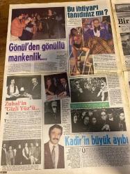 ŞEY HAFTALIK MAGAZİN GAZETESİ DOĞUM GÜNÜ HEDİYESİ  ( Turkish Newspaper ) - 2 KASIM 1990 -TAM TAKIM 10 SAYFADIR -Ahmet Kaya-Nazım Hikmet-Vera Yıldız-Yılmaz Güney-Nilüfer Öz-Leyla Soner-Neslihan Alkan-İpek Pınar-Nigar Uluer-Gönül Öner-Gönül Dener-Harika Avcı-Ercan Turgut-Adnan Senses-Kadir İnanır-Zuhal Olcay-Mualla Özbek-Canan Yaka-Ayfer Yalçın-Ahmet Kaya iltica edecek-Nazım Hikmet’in eşi Vera’nın gözdesi-Ali Noğaytürk-Adnan Şenses-Serma Türel-Saadet Gürsoy-Hülya Yalçın-Bayhan Süngü-Hüseyin Koç-Vehbi Koç-Haydar Altun-Güney Altun-Refet Duygu-Ezgi Şener-Süheyla Alkan-Ayşe Atakan-Mahmut Ayan-Gülay Altun-Ömer Koç-Hüsam Benço-Nazmi Koç-Semahat Arsel-Ferit Meriçten-Reyhan Karaca-Hüseyin Alkan-Mehmet Süha Şenol-Şule Koç-Saadet Gürsoy-Nihat Alper-Coşkun-Gülşen Sayın-Şeytanın büyük aşkı-Eski kocadan yeni baskın-Donsuzlar kol geziyor-Tavernacıların kucağındaki türbanlı-Sahnede film teklifi-Stüdyo FT’de anında görüntü-Fena alıştık-Gönül’den gönüllü mankenlik-Zuhal’in gizli yüzü-Kadir’in büyük ayıbı