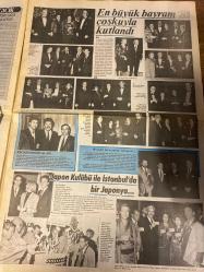 ŞEY HAFTALIK MAGAZİN GAZETESİ DOĞUM GÜNÜ HEDİYESİ  ( Turkish Newspaper ) - 2 KASIM 1990 -TAM TAKIM 10 SAYFADIR -Ahmet Kaya-Nazım Hikmet-Vera Yıldız-Yılmaz Güney-Nilüfer Öz-Leyla Soner-Neslihan Alkan-İpek Pınar-Nigar Uluer-Gönül Öner-Gönül Dener-Harika Avcı-Ercan Turgut-Adnan Senses-Kadir İnanır-Zuhal Olcay-Mualla Özbek-Canan Yaka-Ayfer Yalçın-Ahmet Kaya iltica edecek-Nazım Hikmet’in eşi Vera’nın gözdesi-Ali Noğaytürk-Adnan Şenses-Serma Türel-Saadet Gürsoy-Hülya Yalçın-Bayhan Süngü-Hüseyin Koç-Vehbi Koç-Haydar Altun-Güney Altun-Refet Duygu-Ezgi Şener-Süheyla Alkan-Ayşe Atakan-Mahmut Ayan-Gülay Altun-Ömer Koç-Hüsam Benço-Nazmi Koç-Semahat Arsel-Ferit Meriçten-Reyhan Karaca-Hüseyin Alkan-Mehmet Süha Şenol-Şule Koç-Saadet Gürsoy-Nihat Alper-Coşkun-Gülşen Sayın-Şeytanın büyük aşkı-Eski kocadan yeni baskın-Donsuzlar kol geziyor-Tavernacıların kucağındaki türbanlı-Sahnede film teklifi-Stüdyo FT’de anında görüntü-Fena alıştık-Gönül’den gönüllü mankenlik-Zuhal’in gizli yüzü-Kadir’in büyük ayıbı