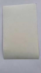 YEŞİLÇAM OYUNCUSU PERVİN PAR'IN ORİJİNAL FOTOĞRAFI - 17 x 11 cm EBADINDA - PERVİN PAR, MAYOSUYLA SANDALYE ÜZERİNDE POZ VERİRKEN ÇEKİLMİŞ BİR KARE