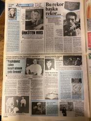 ŞEY HAFTALIK MAGAZİN GAZETESİ DOĞUM GÜNÜ HEDİYESİ  ( Turkish Newspaper ) - 1 HAZİRAN 1990 -TAM TAKIM 10 SAYFADIR -Hülya Avşar-Türkan Şoray-Nazan Şoray-Turan Çevik-Münevver Şoray-Serpil Çakmaklı-Sevim Egesoy-Seren Serengil-Perihan Savaş-Yılmaz Tarifer-Deniz Akbulut-Ferdi Özbeğen-Zerrin Özer-Zuhal Olcay-Haluk Bilginer-Ahmet Leventoğlu-Güler Akgül-Türkan Torumtay-Zeki Arslan-Atilla Manizade-Resam Öztürk-Harika Avcı-Emel Sayın-Nilüfer-Engin Cezzar-Nazmiye Demirel-Sümer Oral-Ünlü Büyüköngenç-Ahmet Kaya-Ruhi Su-Mine Mutlu-Gönül Yazar-Vahli Koç-Şehri Bayer-Vehbi Koç-Zehra Hatipoğlu-Gülden Erdal-Bercis Merova-Deniz Kurtaran-Zaher Sadıkoğlu-Serpil Çakmaklı reklam uğruna şöhretini yitirecek-Uğursuz nişan-Sibel’in annelik ızdırabı-İzmir’de aşk düellosu-Türkan Şoray’a kardeş kazığı-Ana kuzusu Seren-Doğum günündeki rezil konuk-Hırsızlık iddiası-2. sınıf gazinoya paydos-Ferdi dünya vatandaşı-Ürküten hırs-Bu rekor başka rekor-Yaptığınız işten keyif almak çok önemli-Türkan Torumtay’dan son dönem resim