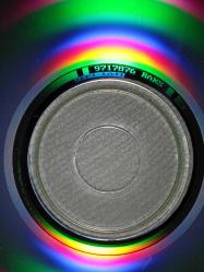 Cd Zeki Müren Dilek Çeşmesi. Orijinal Raks 1997 sarı bandrollü dönem baskı albüm. Disk 10 üzerinden 9.5 sorunsuz çalışıyor koleksiyonluk