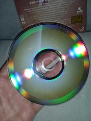 Cd Zeki Müren Türk Sanat Müziği Konseri. Orijinal Raks 1997 sarı bandrollü dönem baskı albüm. Disk 10 üzerinden 9.5 sorunsuz çalışıyor koleksiyonluk