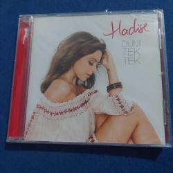 HADİSE düm tek tek CD ambalajında