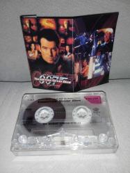 Kaset 007 tomorrow never dies Soundtrack albüm 007 James Bond yarın asla ölmez. Orijinal 1997. Sorunsuz çalışıyor. NADİR. koleksiyonluk