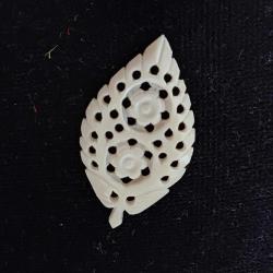 Kemik El Oyma Kolye Ucu Vintage