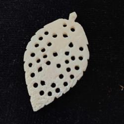 Kemik El Oyma Kolye Ucu Vintage